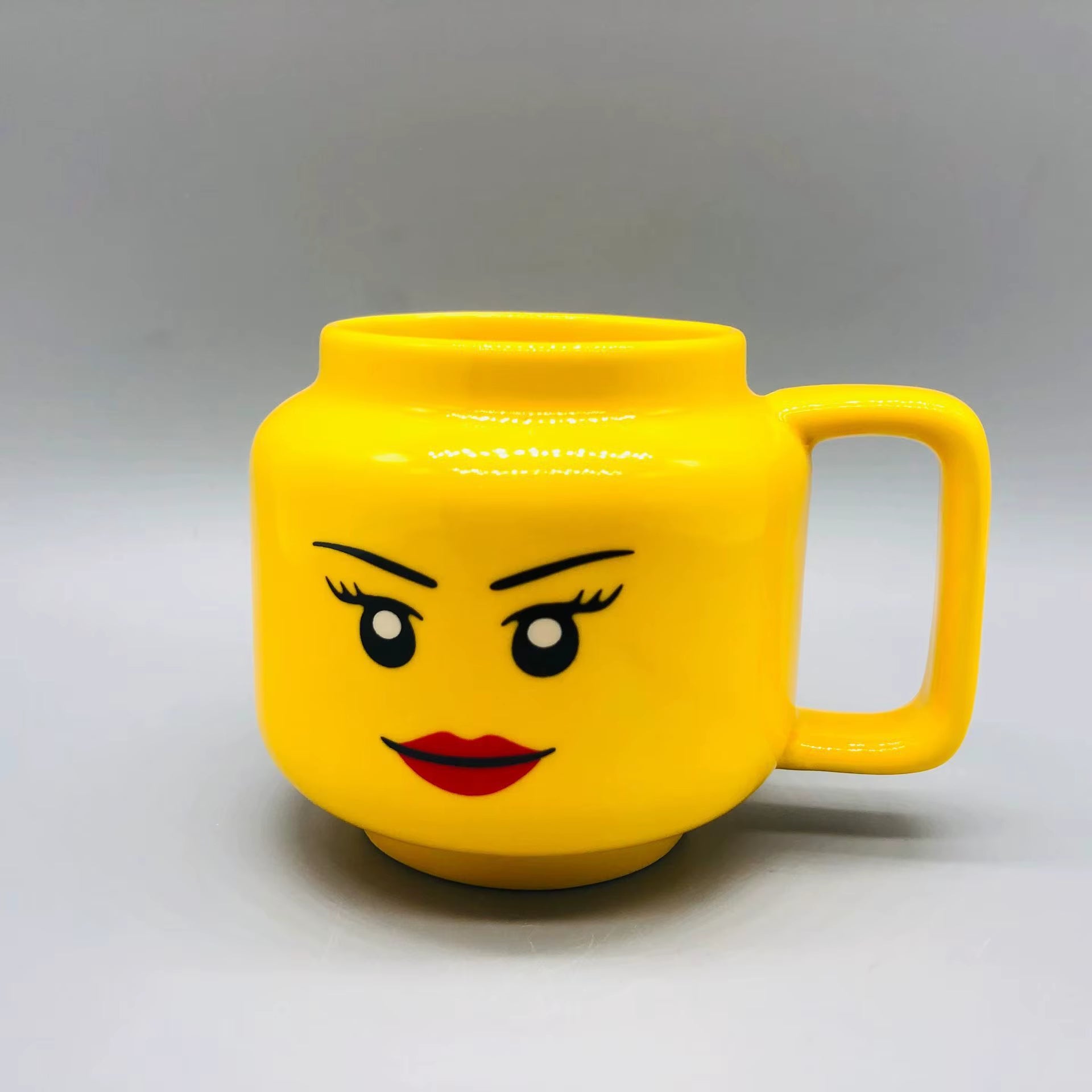 Taza Cerámica Smiley Face con Asa Expresiva